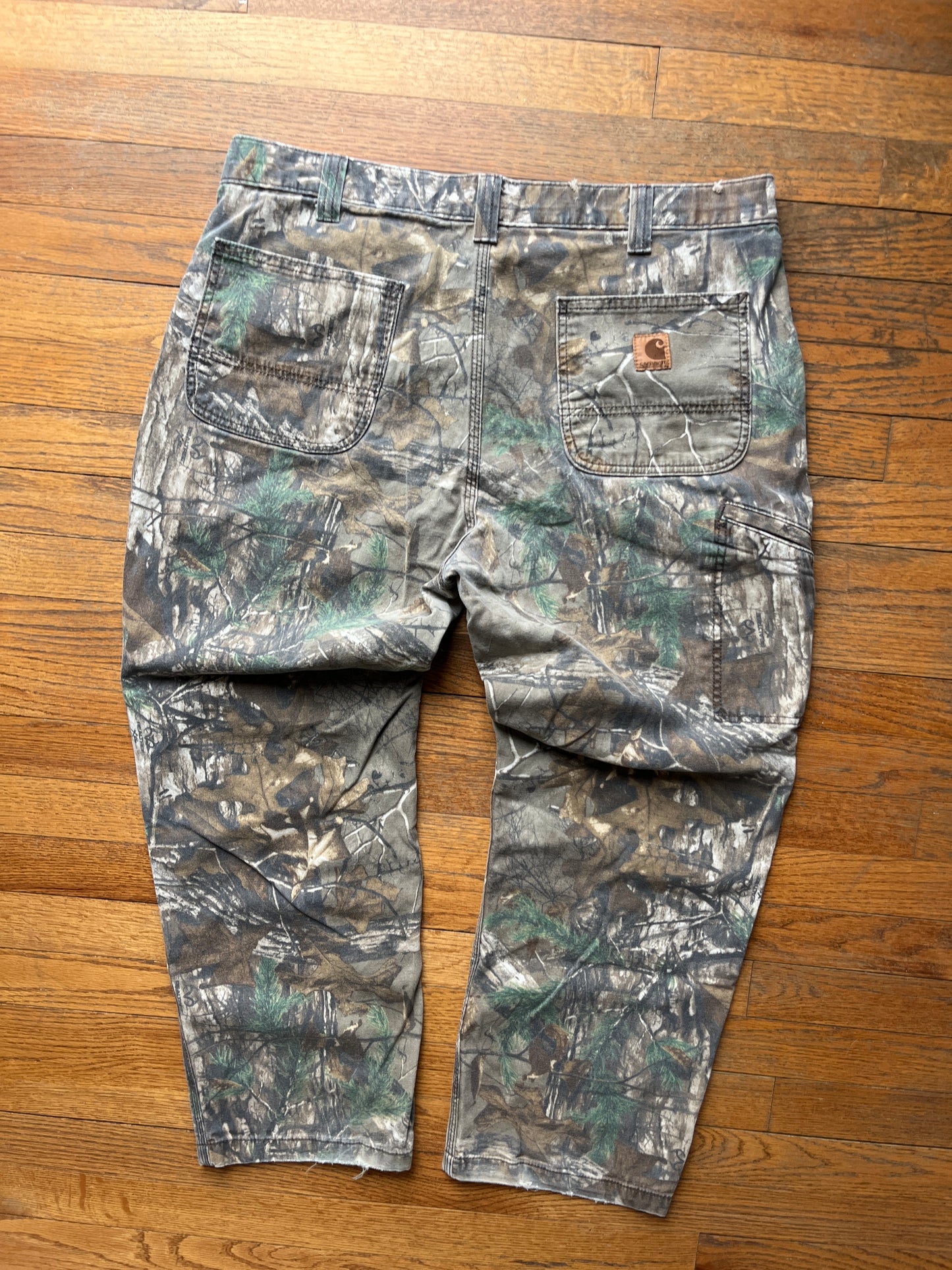 Faded Realtree Carhartt Carpenter Pants - 38 x 27.5