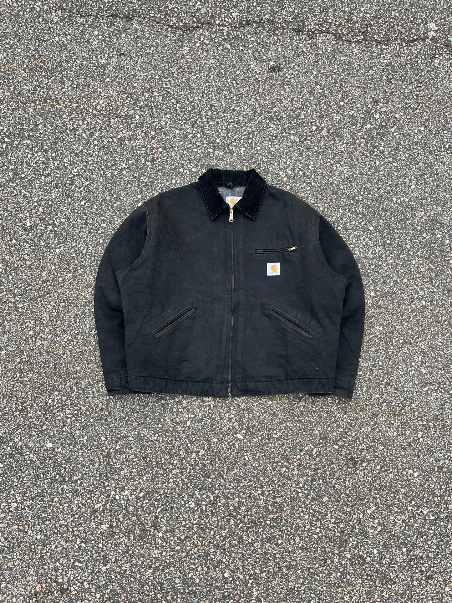 褪色黑色 Carhartt 底特律夹克 - 2XL