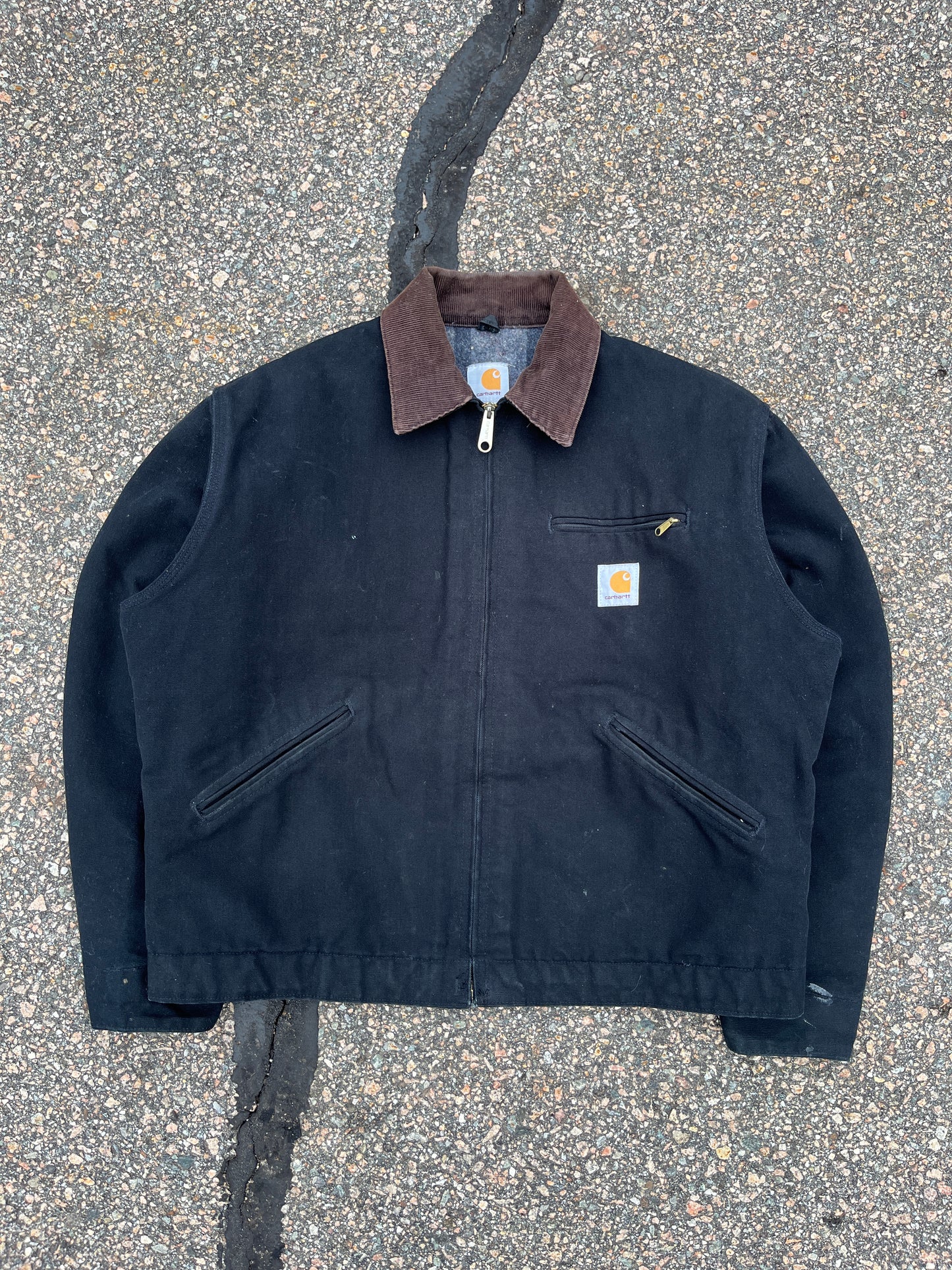 褪色黑色 Carhartt Detroit 夹克 - 中号宽松款