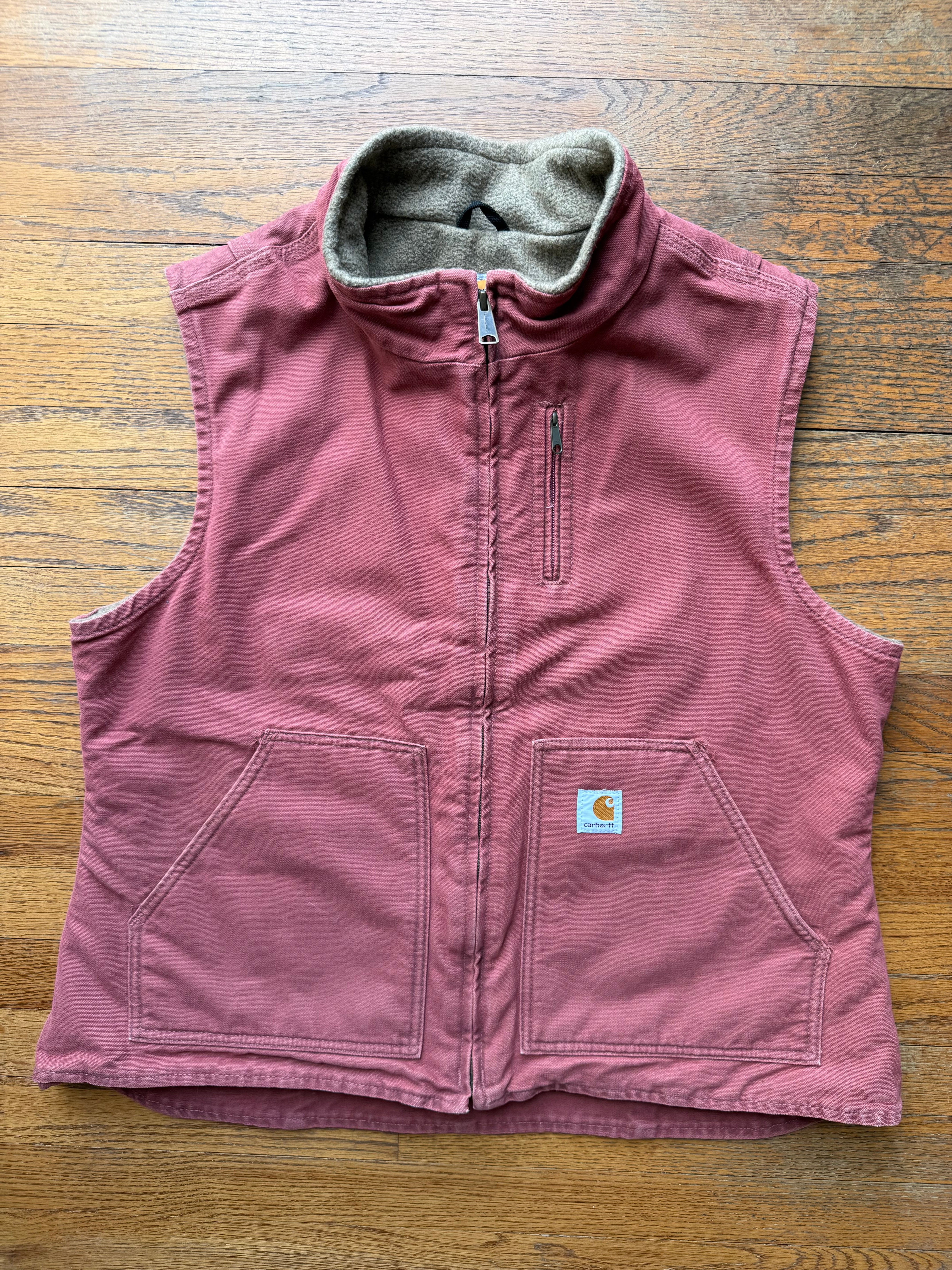 Faded Vintage Rose Carhartt Sherpa Lined Vest - Medium – VTG By Mike