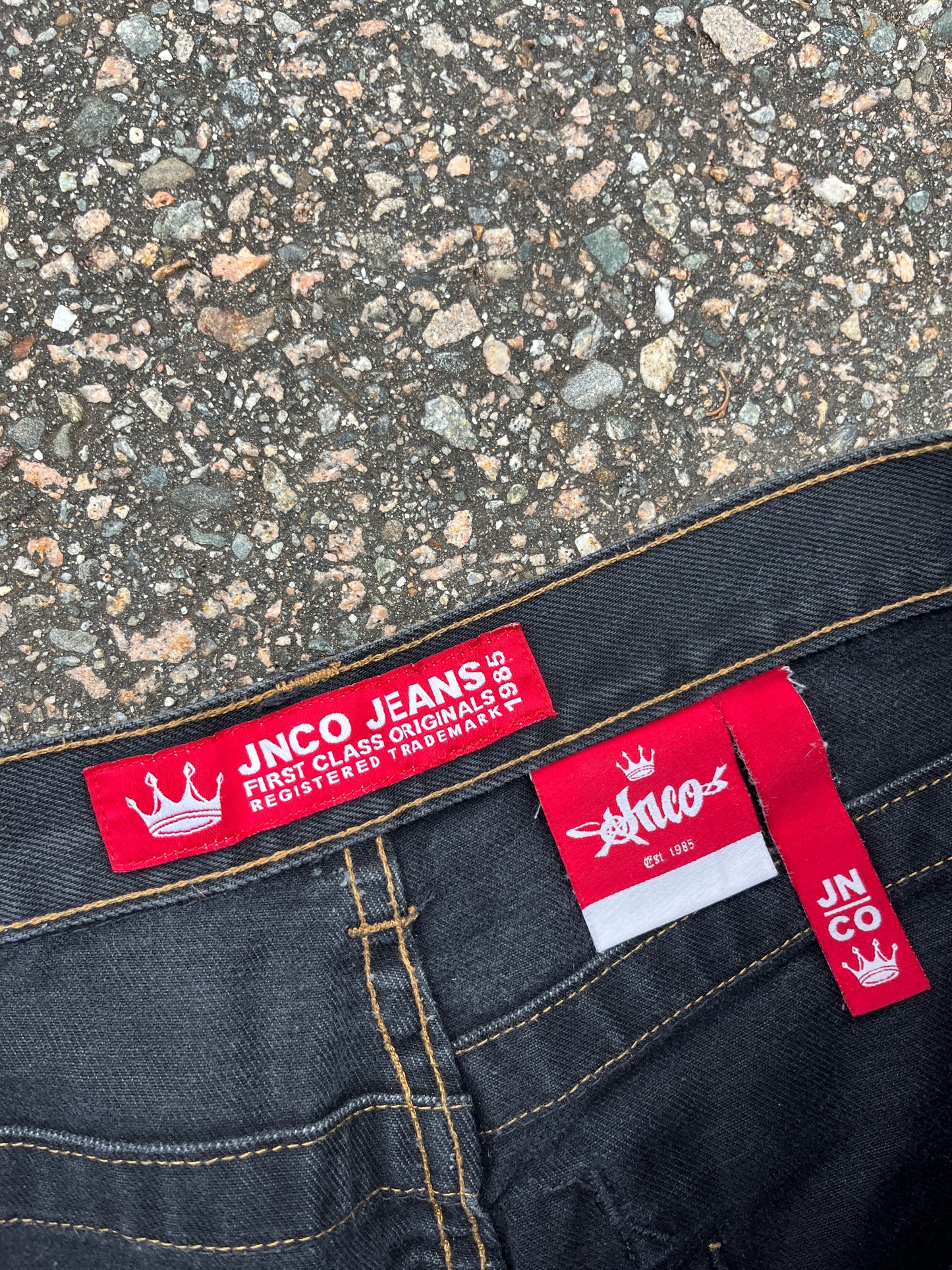 ブラック JNCO フレイムヘッド ショーツ - 36