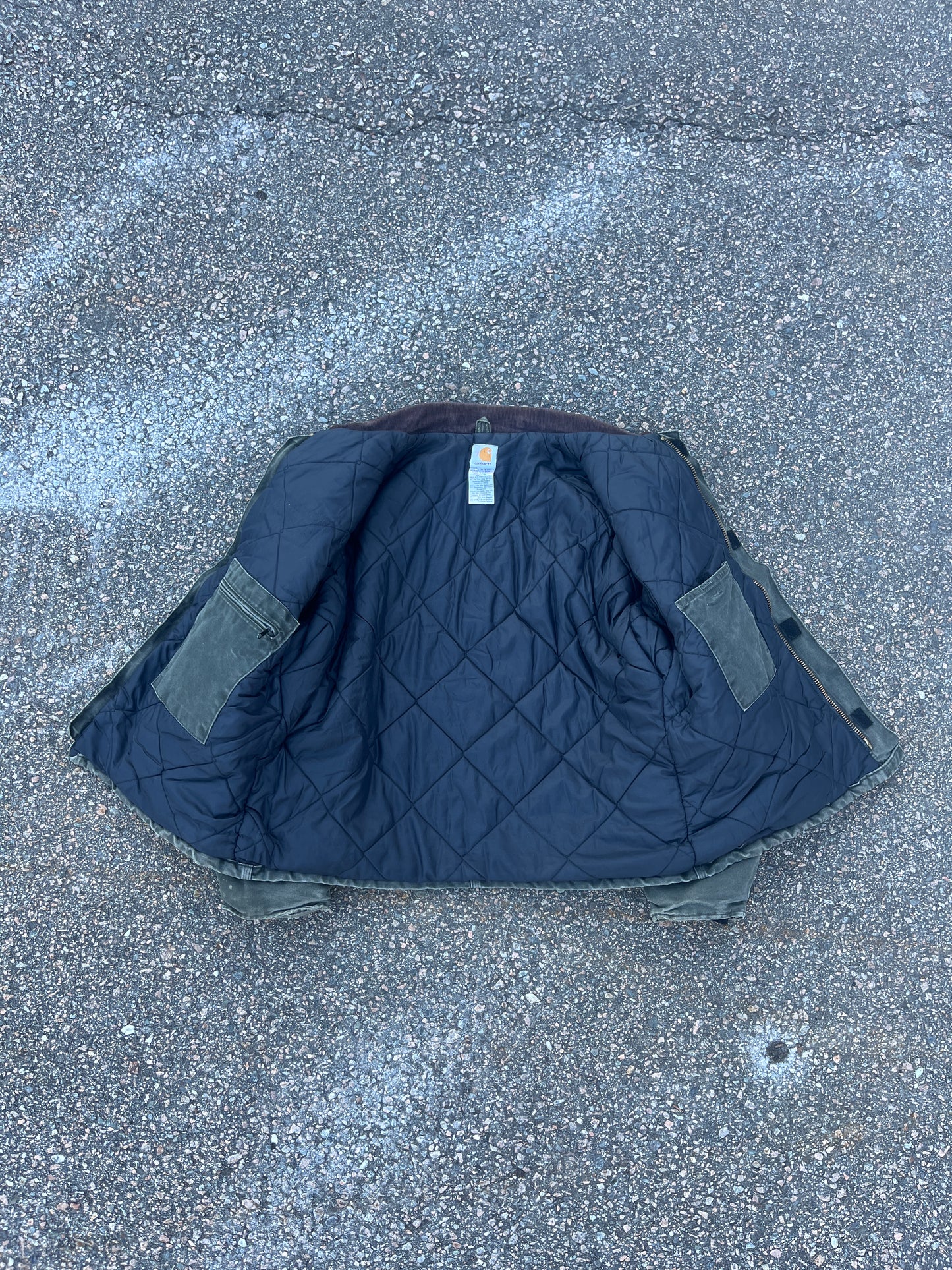 褪色橄榄绿色 Carhartt 北极夹克 - Boxy Large