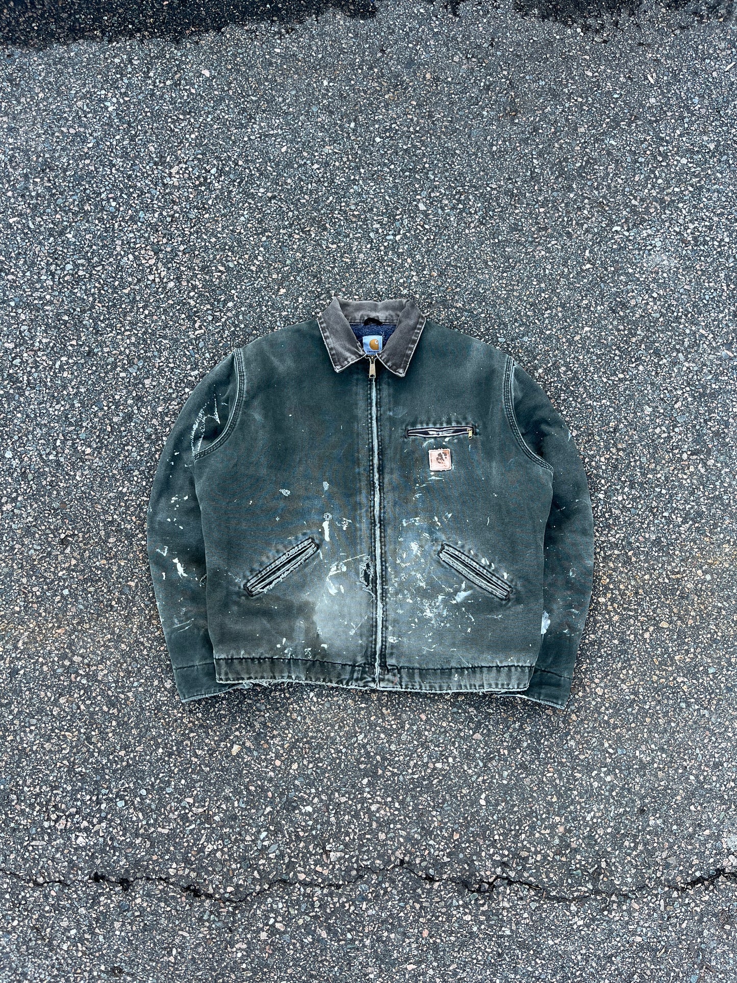 褪色和涂漆橄榄绿色 Carhartt Detroit 夹克 - Boxy XL