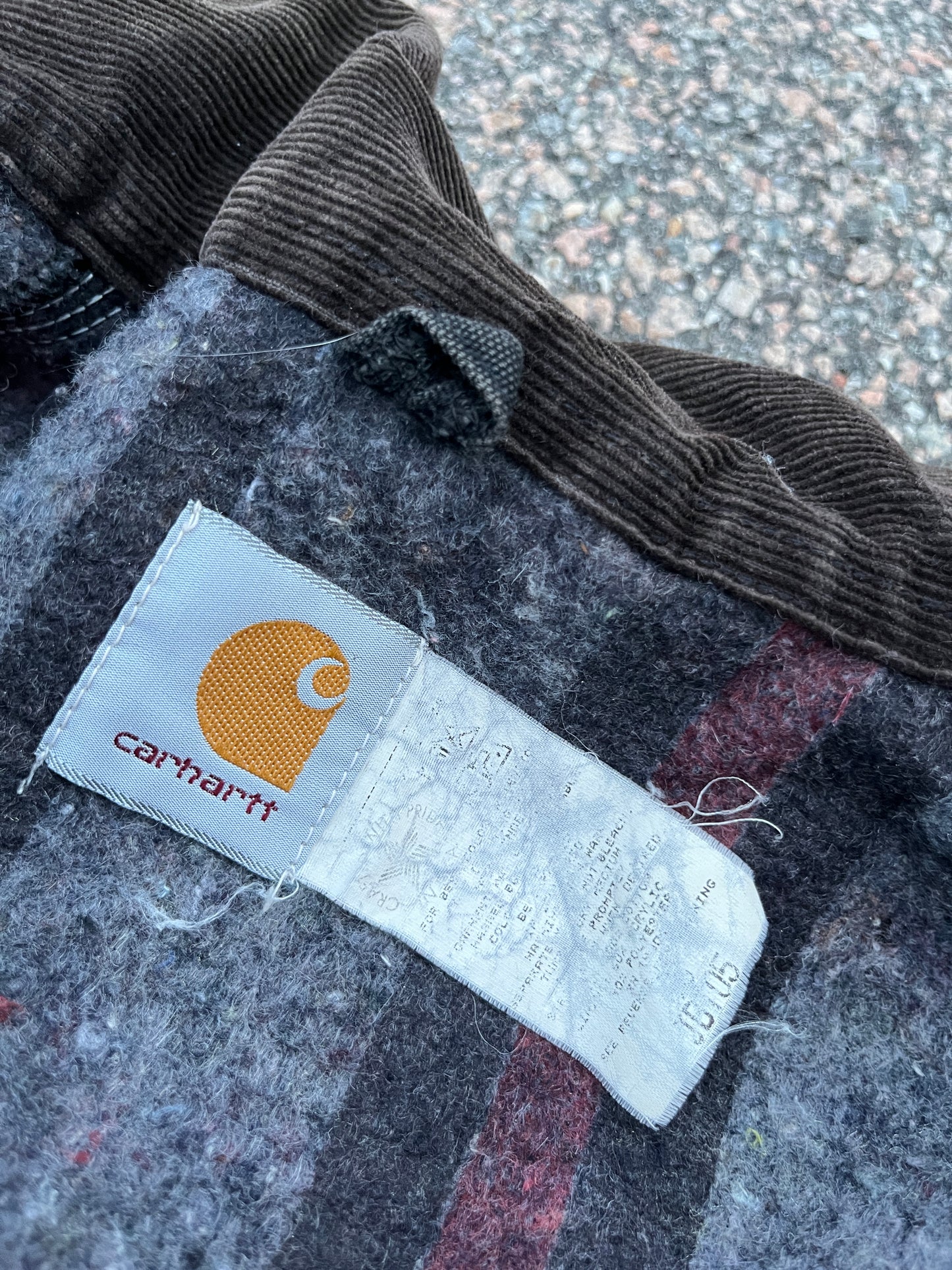 褪色黑色 Carhartt 底特律夹克 ~ 宽大号