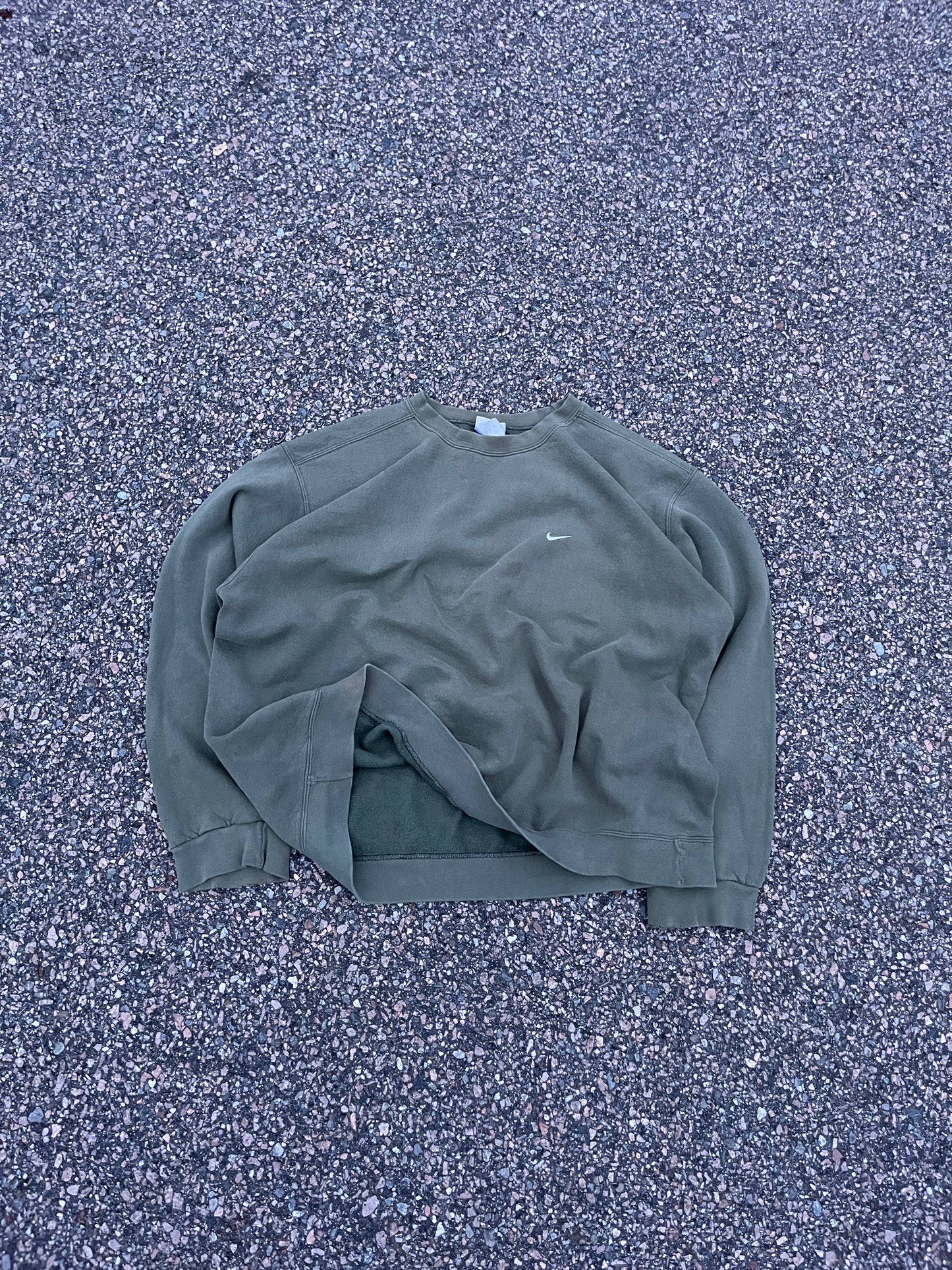 90’s Faded Olive Nike Crewneck - L~XL